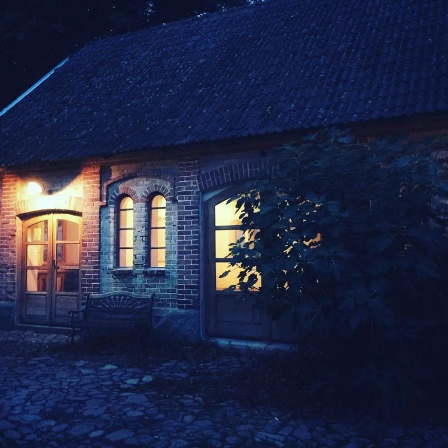 Gladeholm - Kivik - Artist Studio Экстерьер фото